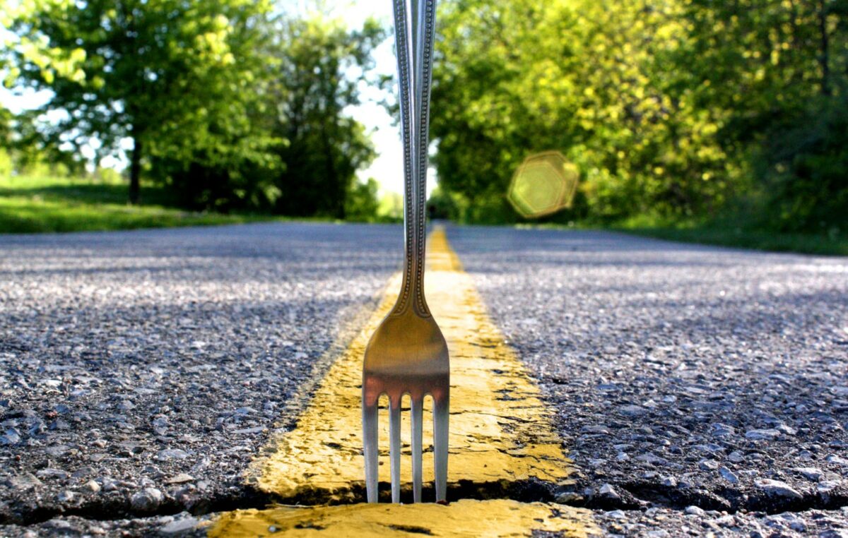 Fork in the road for ecommerce fulfillment